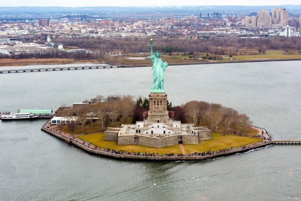 Ferienwohnung Swj 2Nd - Times Sq, Brooklyn Bridge, Lga In 15 Min New York Exterior foto